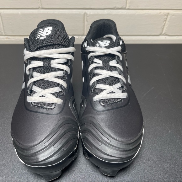 New Balance Women’s Fuse V2 SMFUSEK2 Sz 6 Fastpitch Metal Cleats - Picture 2 of 10